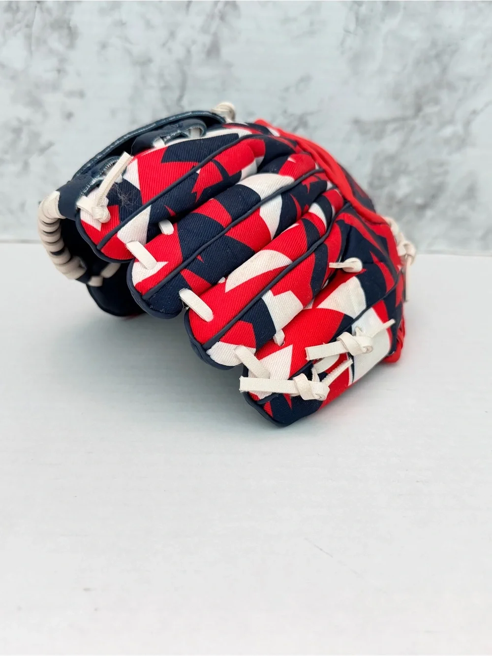 Franklin Kids Red White & Navy Star-Print Baseball Glove 8”